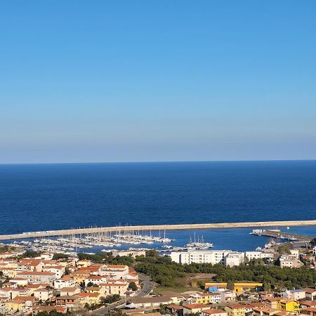 White Sand Affittacamere La Caletta Kültér fotó